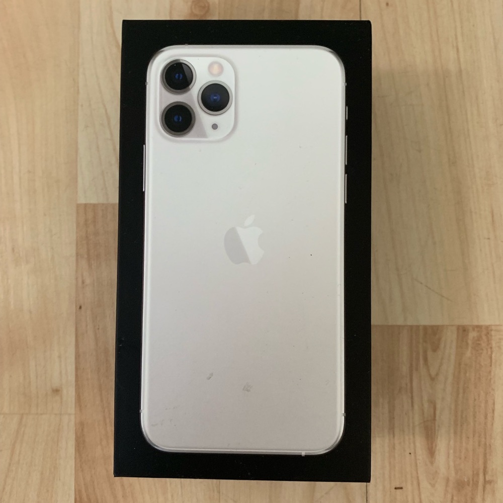 iPhone box